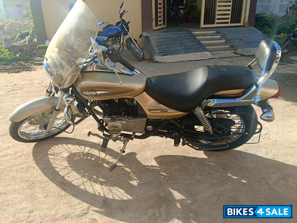 Bajaj Avenger Cruise 220