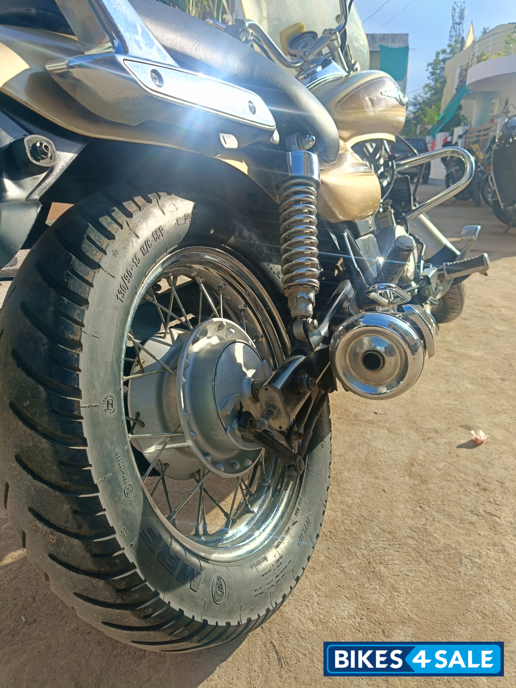 Bajaj Avenger Cruise 220