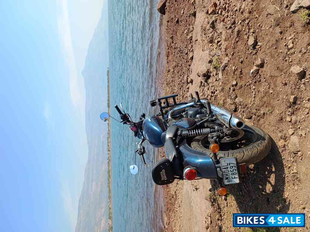 Stellar Blue Royal Enfield Meteor 350 Stellar