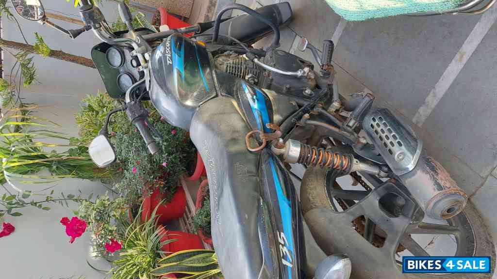 Bajaj Discover DTSi 135