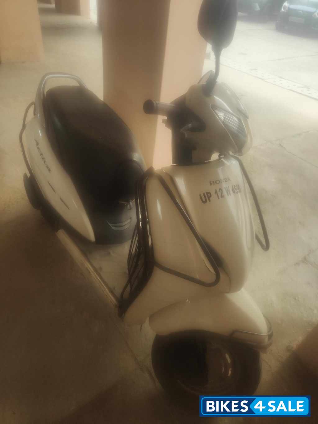 White Honda Activa