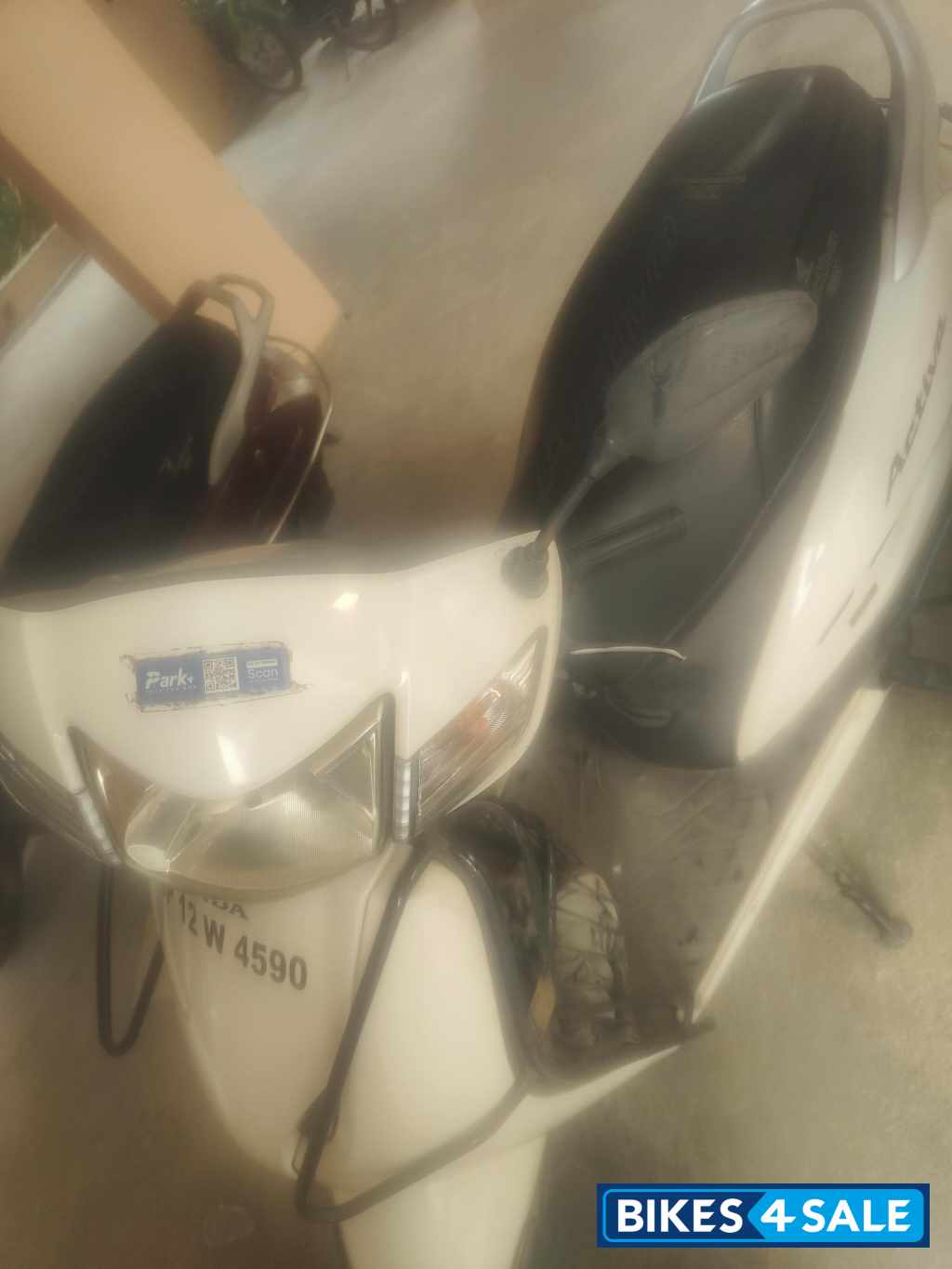 White Honda Activa