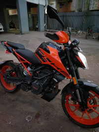 KTM Duke