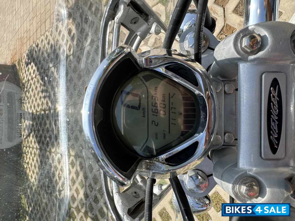 Bajaj Avenger Cruise 220