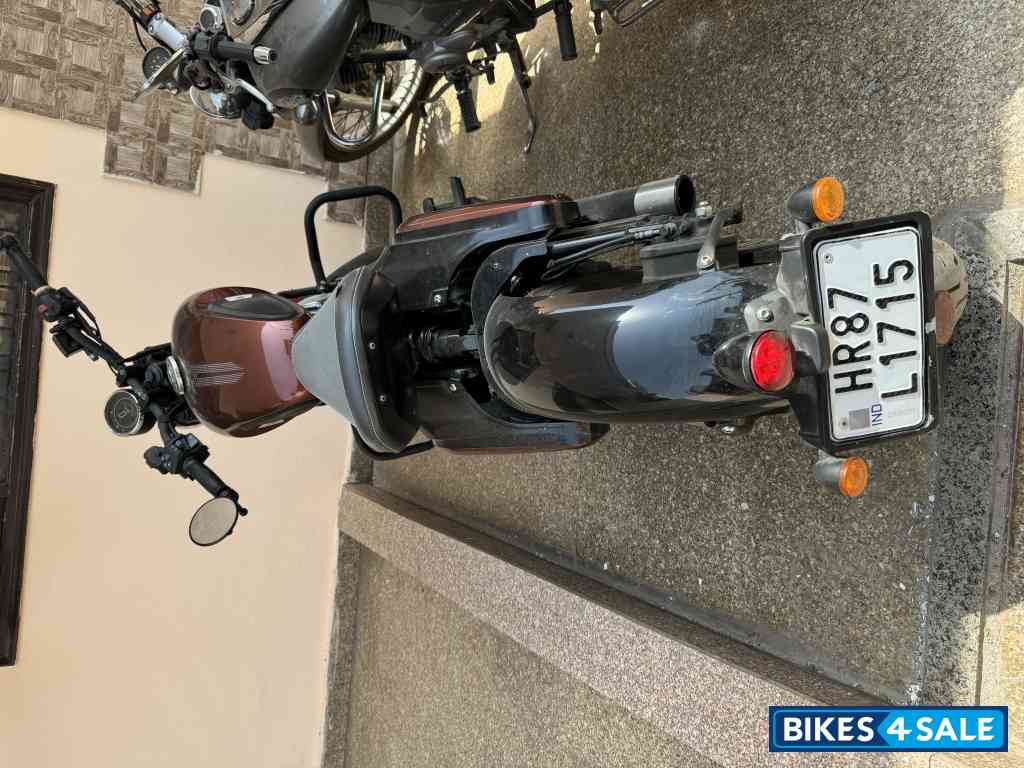 Jawa 42 Bobber Dual Channel ABS