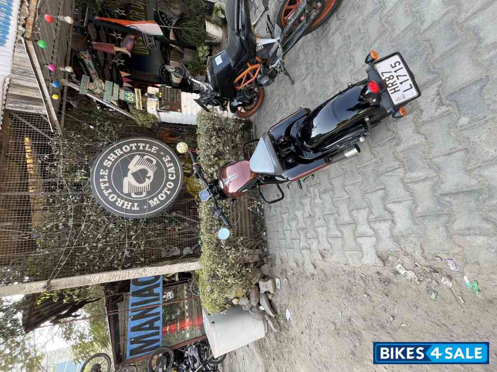 Jawa 42 Bobber Dual Channel ABS