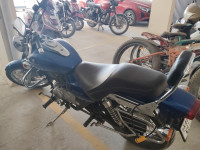 Bajaj Avenger Street 220