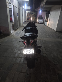 Bajaj Pulsar RS 200