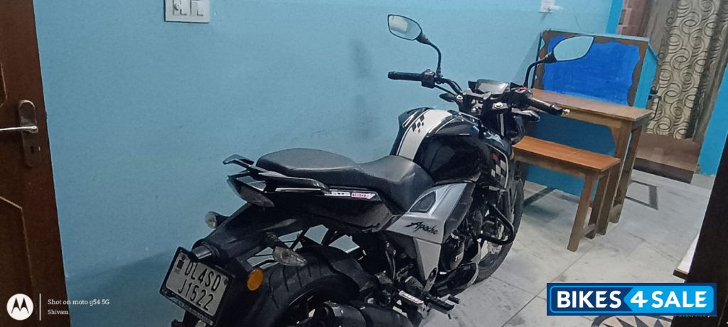 TVS Apache RTR 160 4V