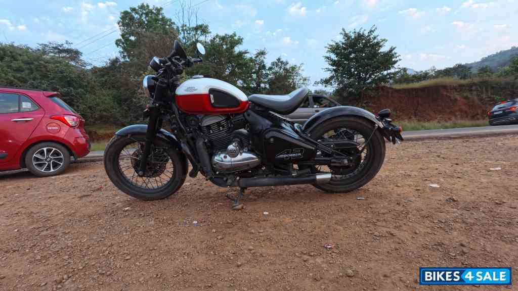 Jawa 42 Bobber Dual Channel ABS