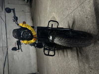 Yezdi Roadster Dark 2022 Model