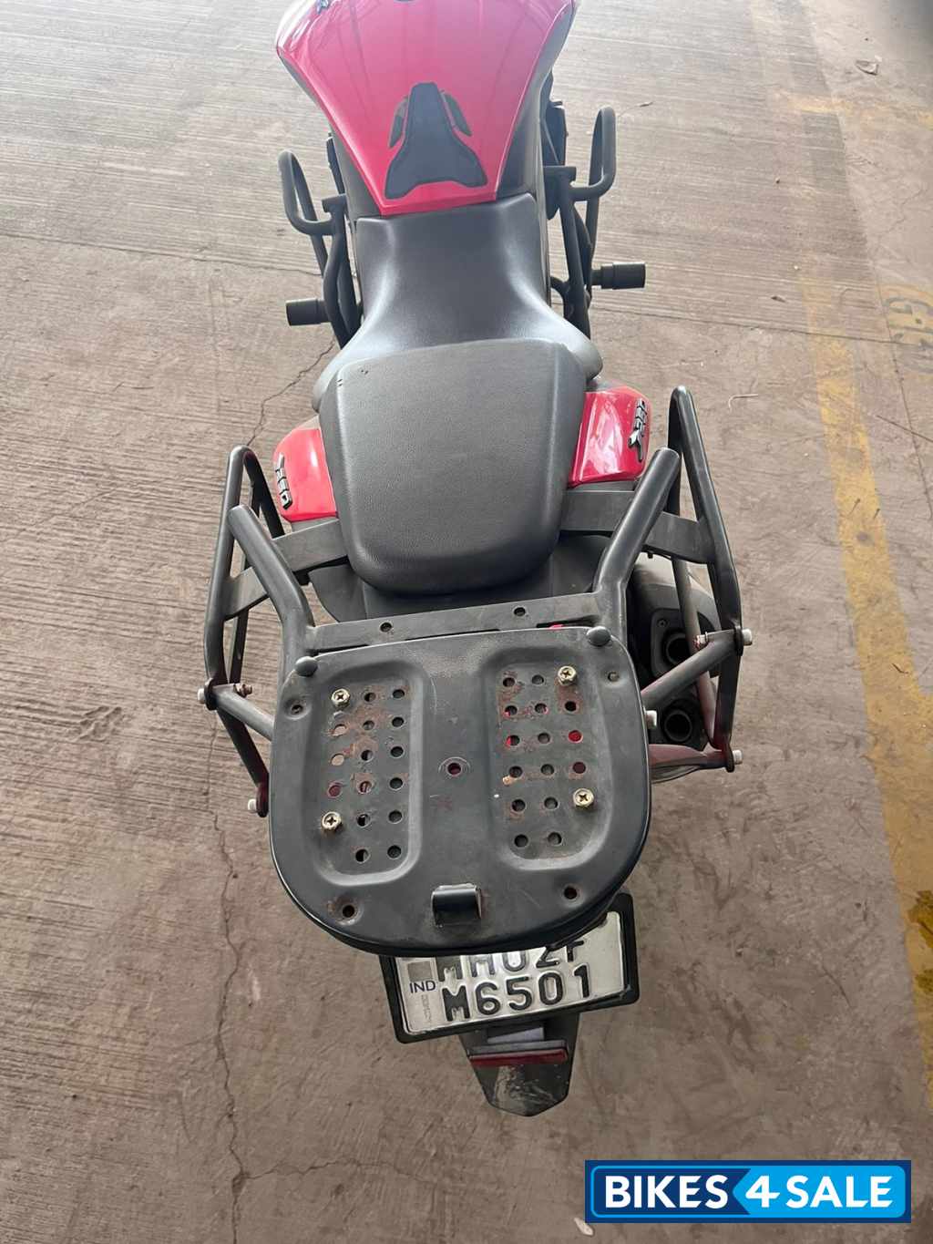 Bajaj Dominar 250