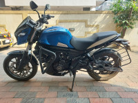 Mahindra Mojo UT 300