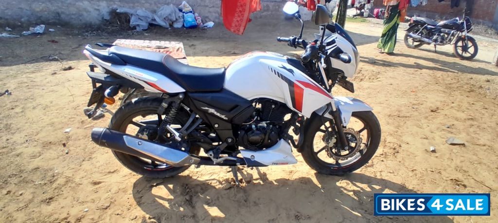 TVS Apache RTR 160