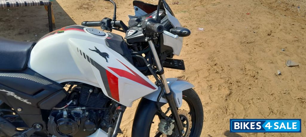 TVS Apache RTR 160