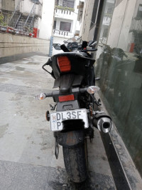 Mate Black Yamaha R15 V4