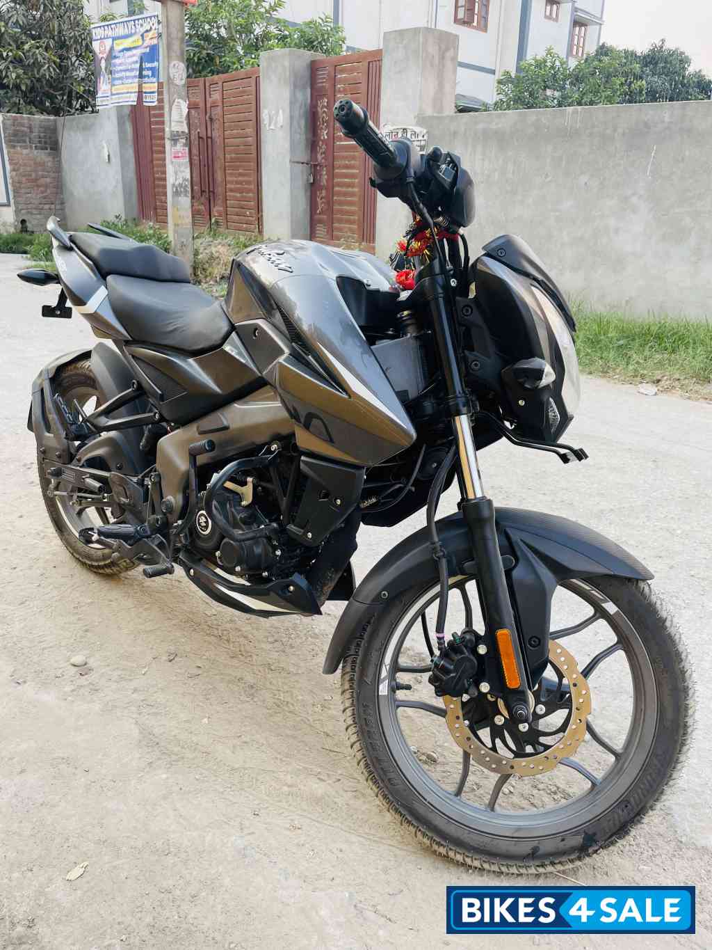 Black, Grey Bajaj Pulsar NS125 BS6 Black, Grey Bajaj Pulsar NS125 BS6