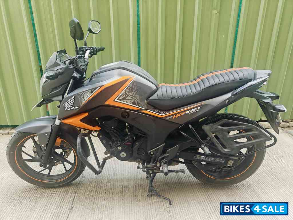 Honda CB Hornet 160R