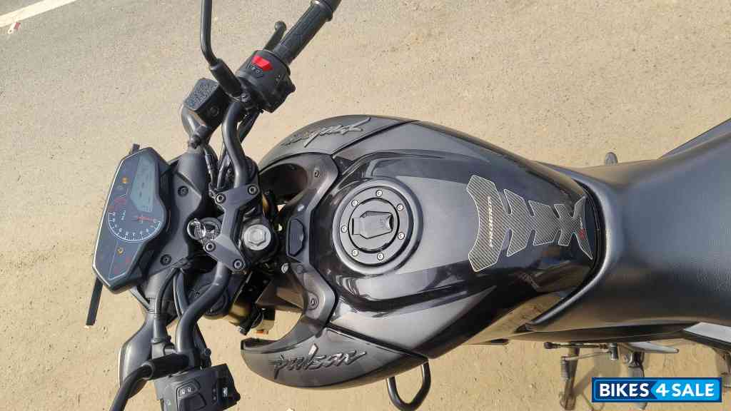 Bajaj Pulsar N160