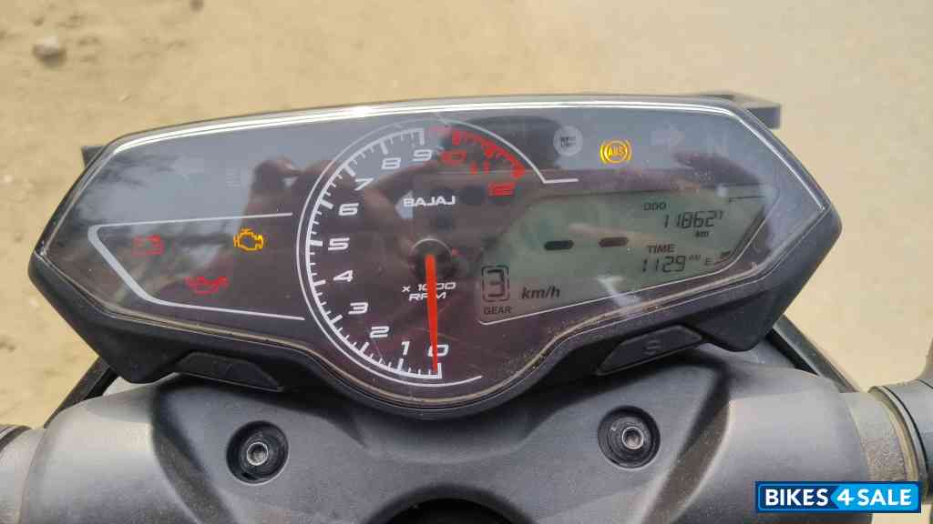 Bajaj Pulsar N160