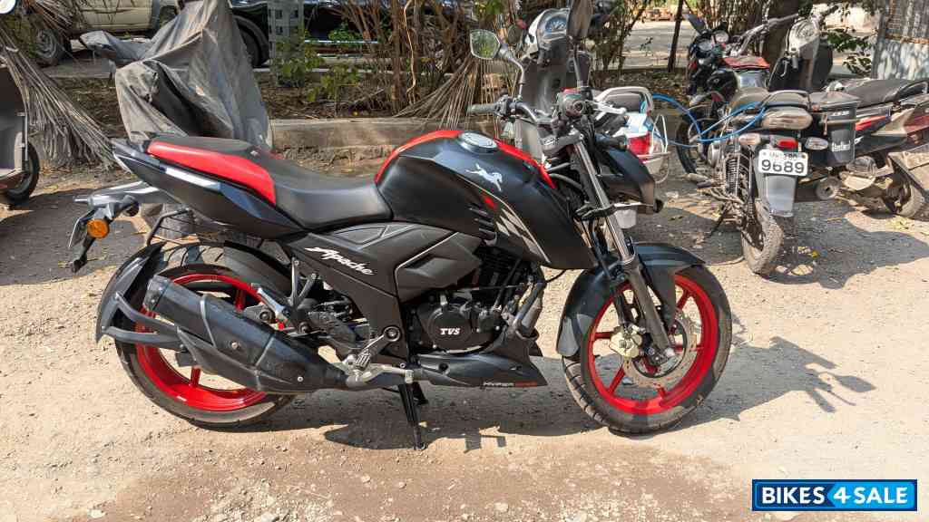 TVS Apache RTR 160 4V Special Edition