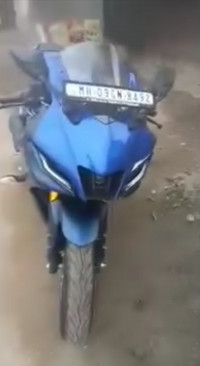 Blue Yamaha  R15 v4