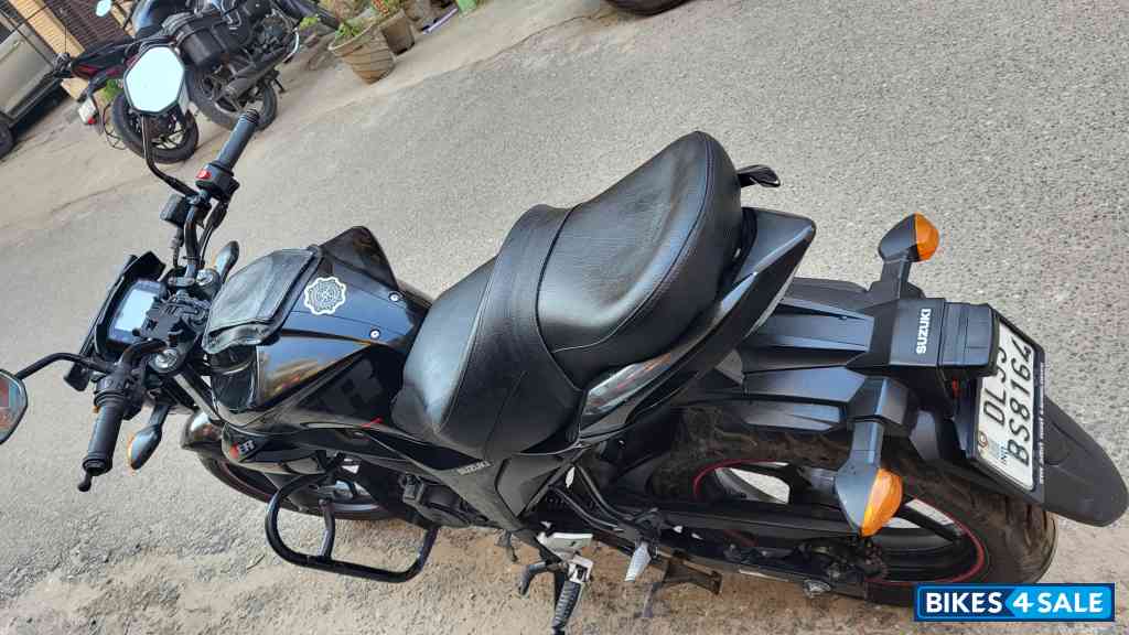 Suzuki Gixxer ABS