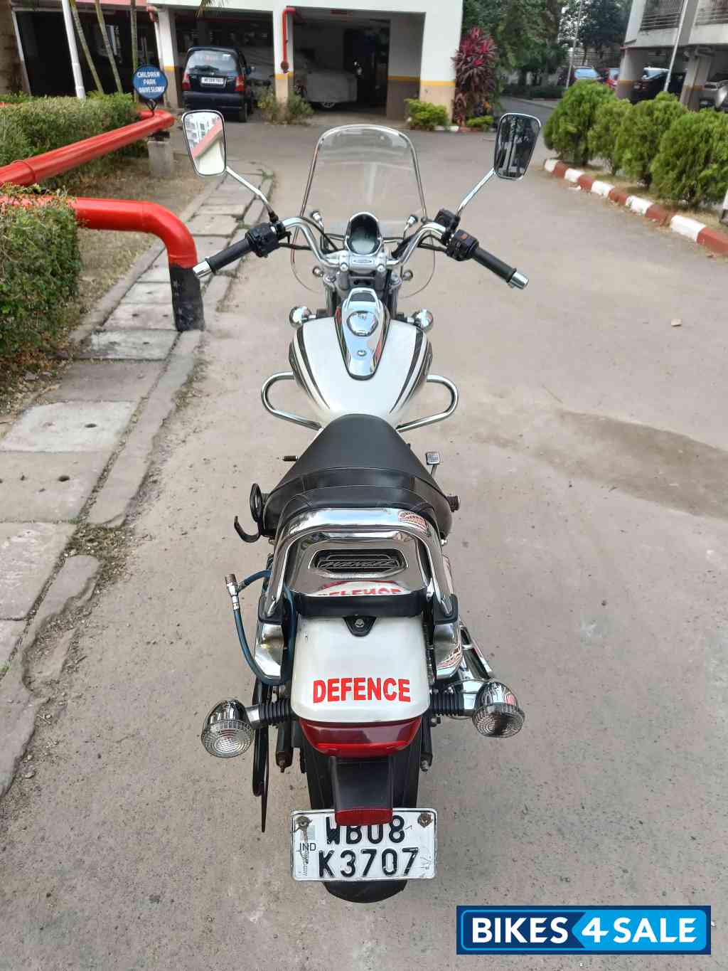 Bajaj Avenger Cruise 220