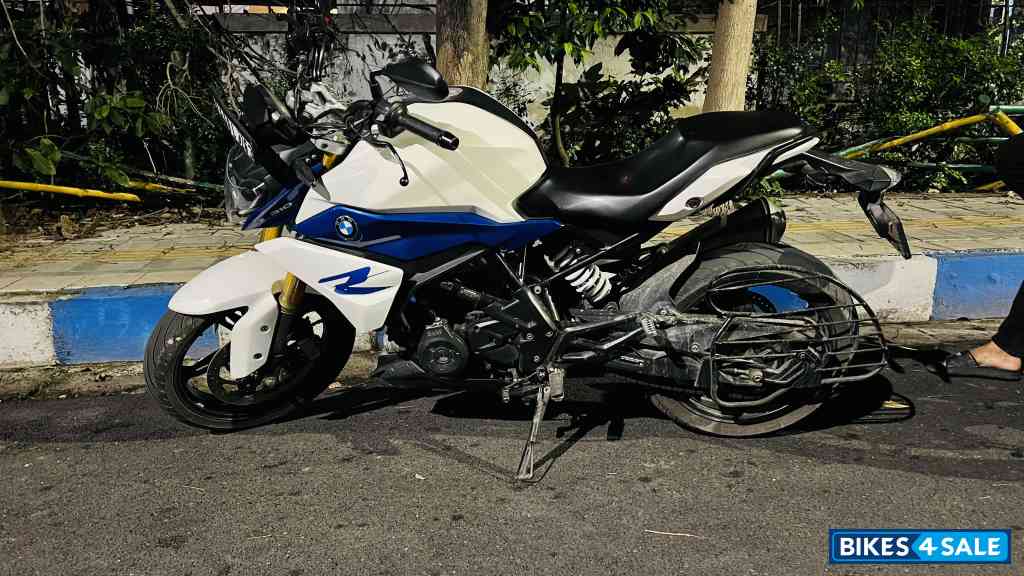 BMW G 310 R BMW G 310 R