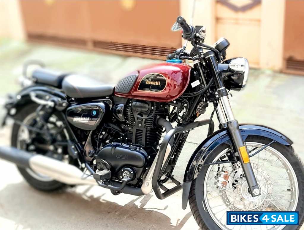 Red With Black Benelli Imperiale 400 BS6 Red With Black Benelli Imperiale 400 BS6