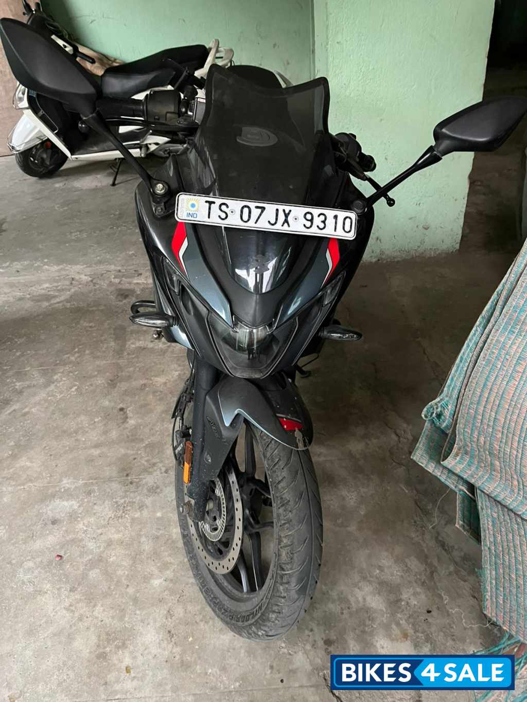 Bajaj Pulsar F250 Bajaj Pulsar F250
