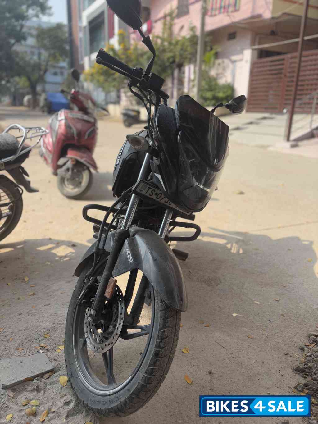 Black Hero Glamour Xtec