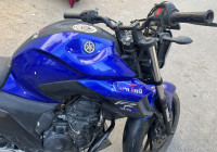 Blue Yamaha FZ25