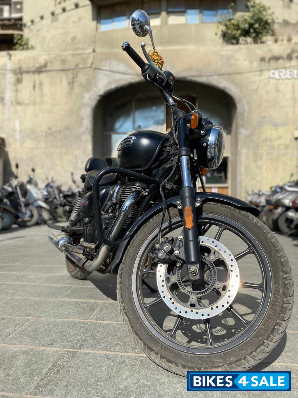 Royal Enfield Meteor 350 Stellar