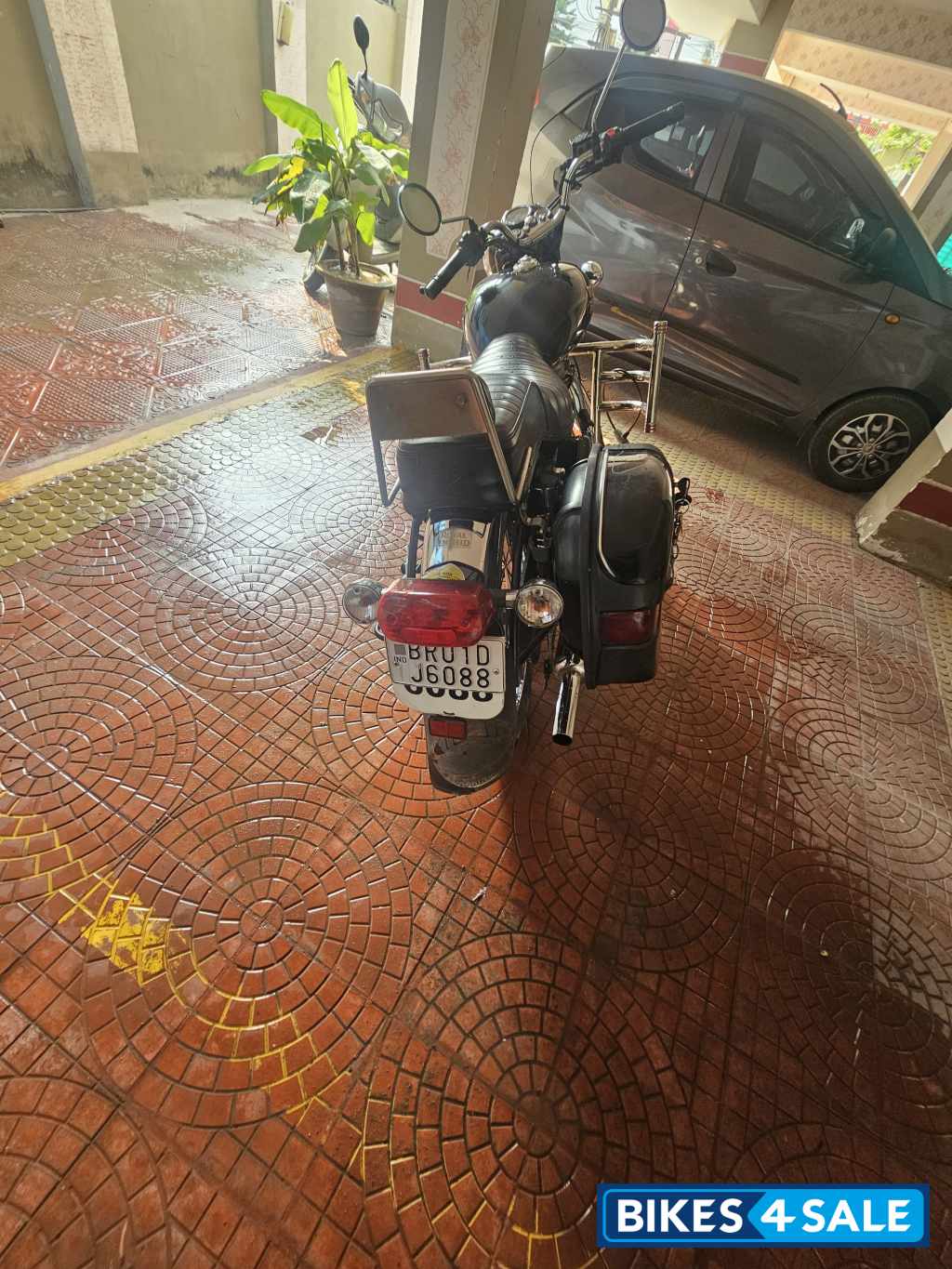 Royal Enfield Bullet 350