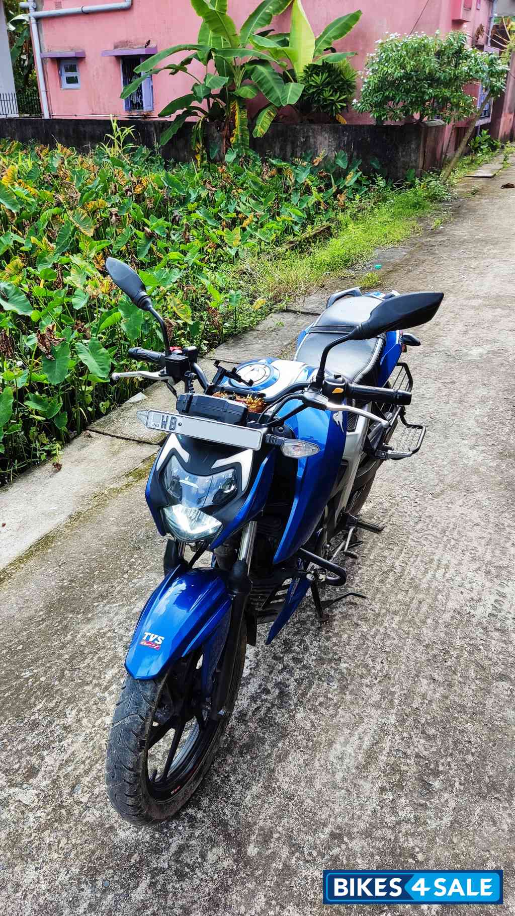 Blue TVS Apache RTR 160 4V BS6