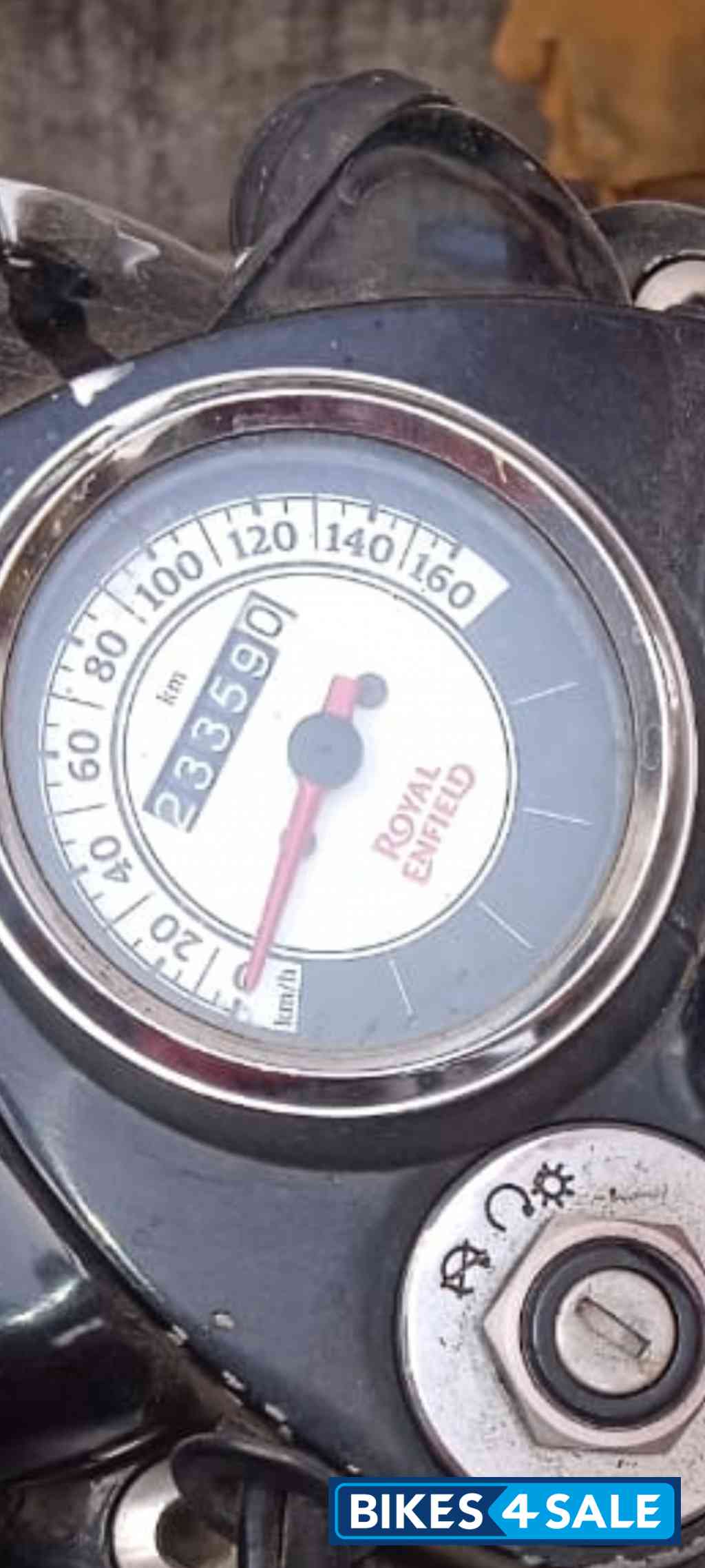 Royal Enfield Classic 500