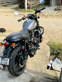 Royal Enfield Hunter 350 Metro 2023 Model