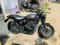 Royal Enfield Hunter 350 Metro
