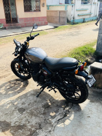 Royal Enfield Hunter 350 Metro