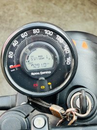 Royal Enfield Hunter 350 Metro