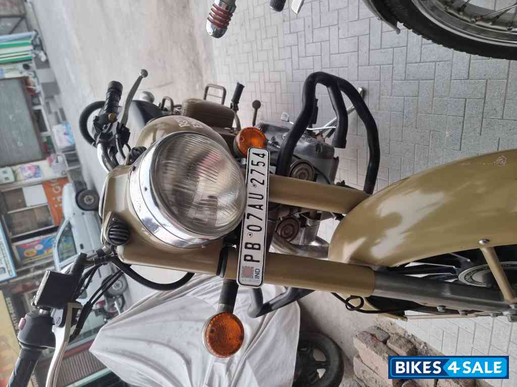 Royal Enfield Classic Desert Storm