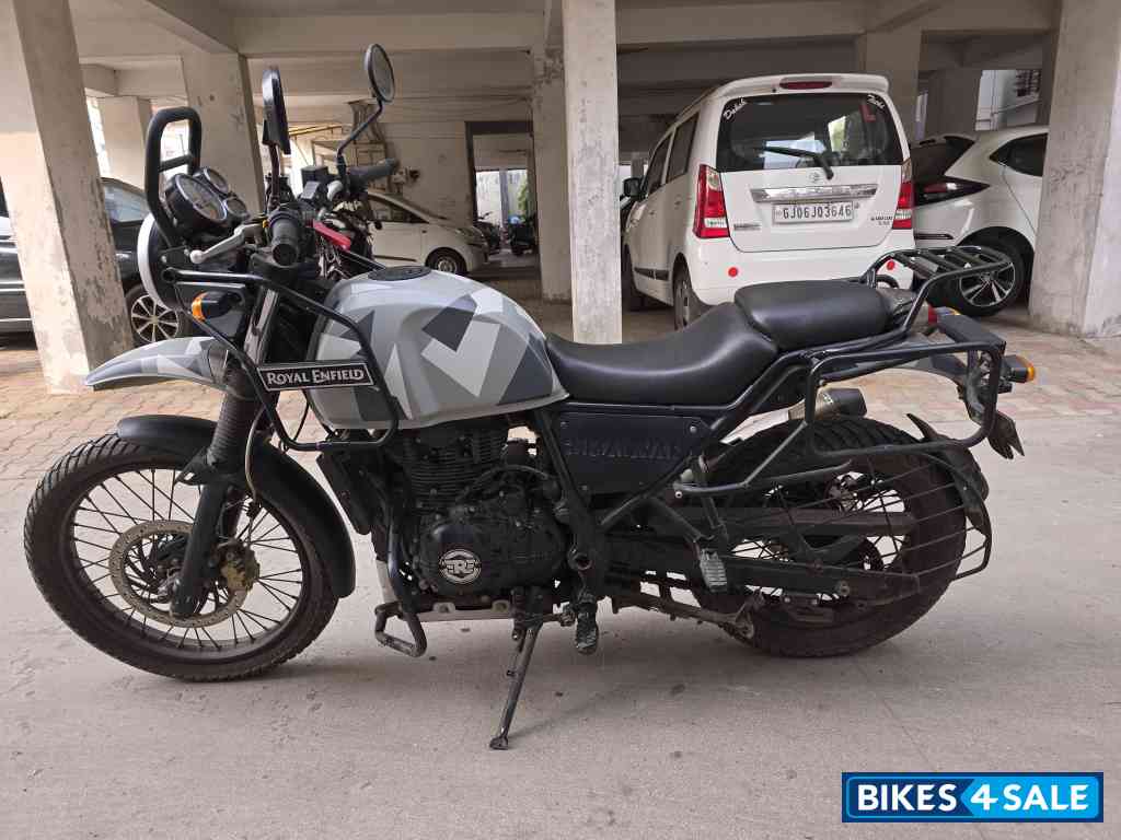 Grey Royal Enfield Himalayan Sleet