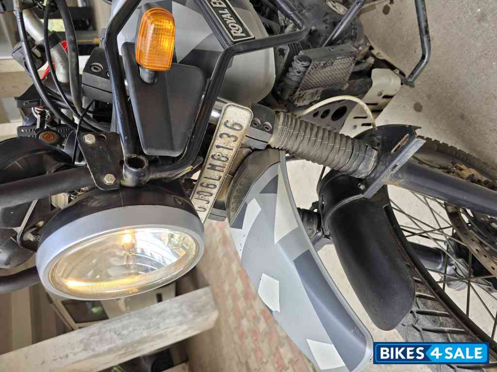 Grey Royal Enfield Himalayan Sleet