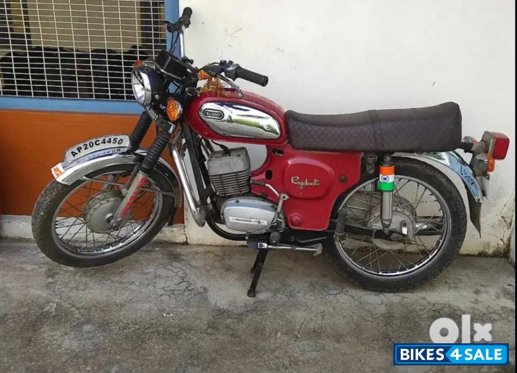 Red And Silver Yamaha Rajdoot