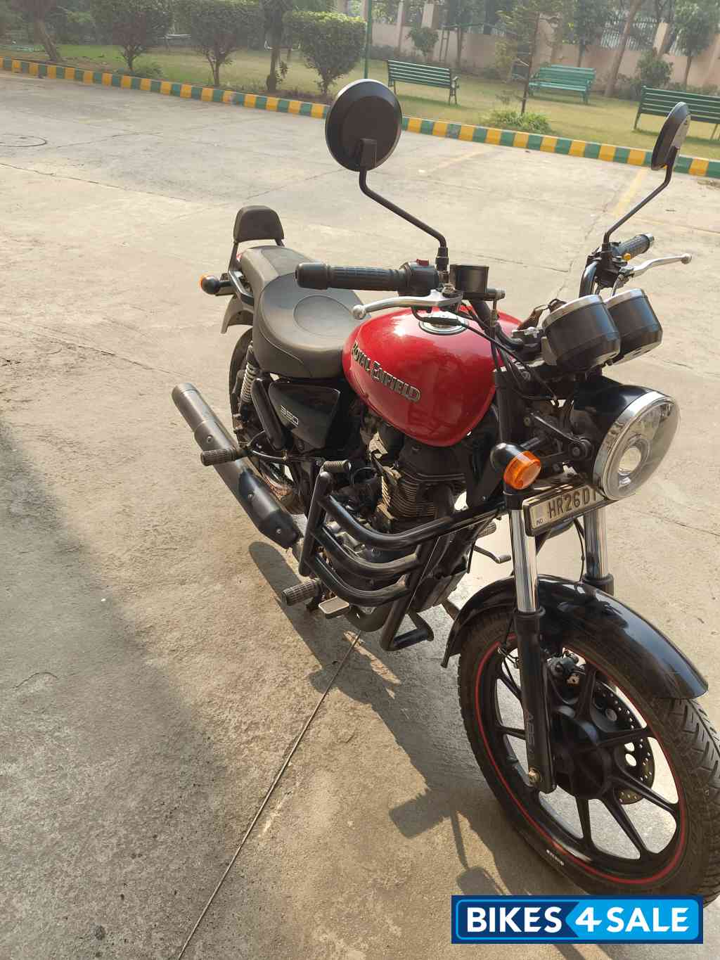 Royal Enfield Thunderbird 350