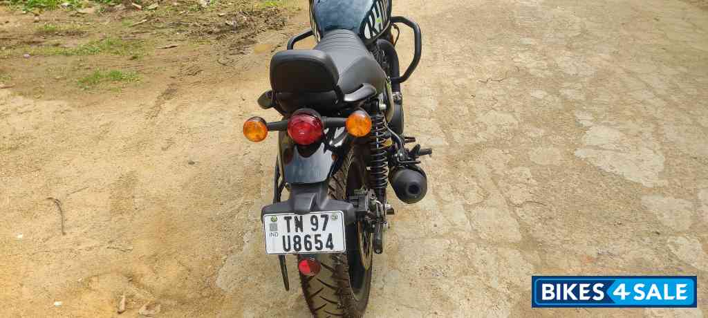 Royal Enfield Hunter 350 Retro