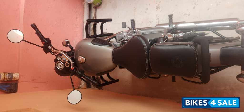 Royal Enfield Classic 350