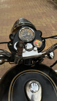 Royal Enfield Bullet Standard 350