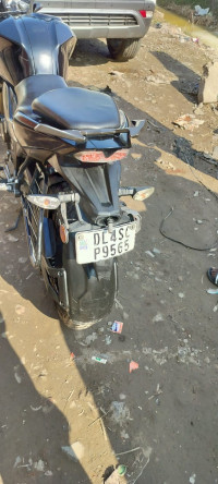 Black TVS Apache RTR 200 4V